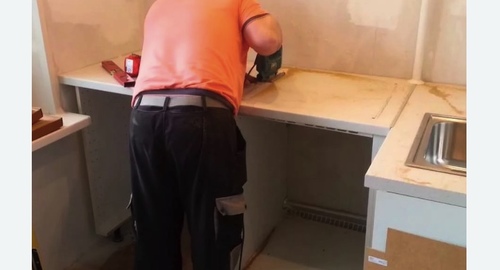 Сборка кухонного гарнитура. Обь